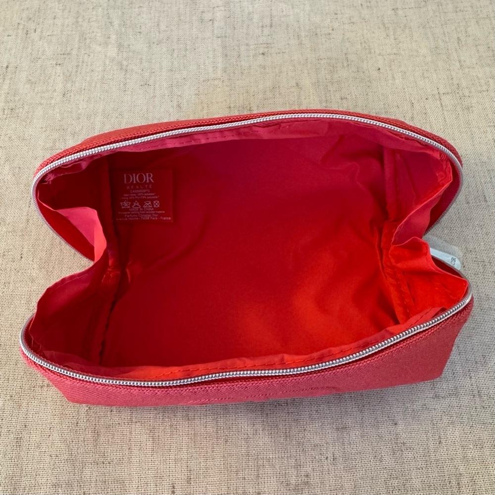 New Dior Beauty Cosmetic Pouch - Picture 3 of 5